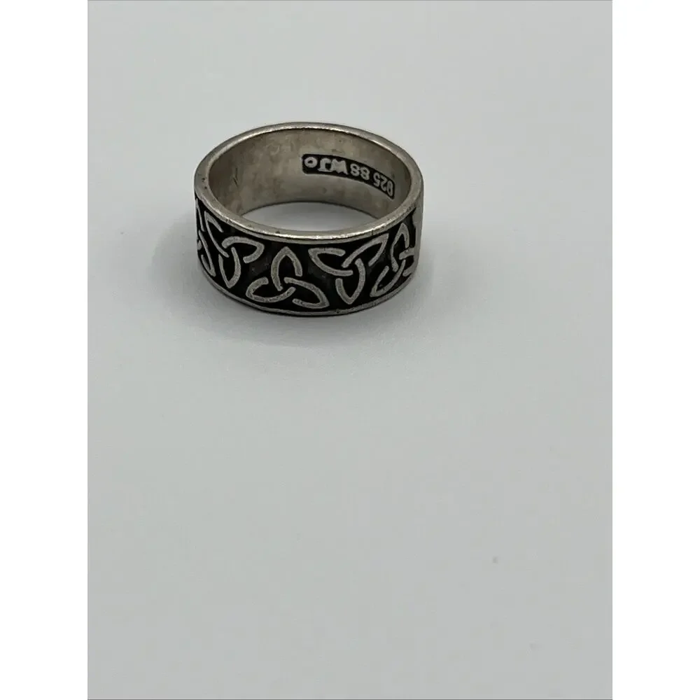STERLING SILVER SS WJo EMBOSSED CELTIC TRIAD KNOT BAND RING SIZE 6 925